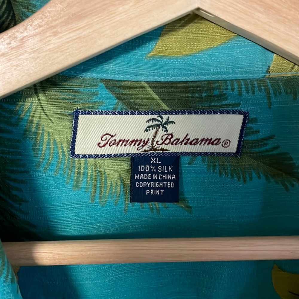 XL tommy Bahamas.